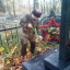 Уборку военного памятника провели волоколамские студенты