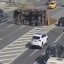 Перевернувшийся грузовик перекрыл три полосы на Волоколамском шоссе