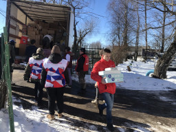 Помощь жителям Донбасса поступает непрерывно